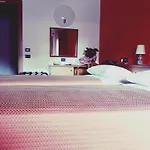 Ξενοδοχείο Cima 3*
