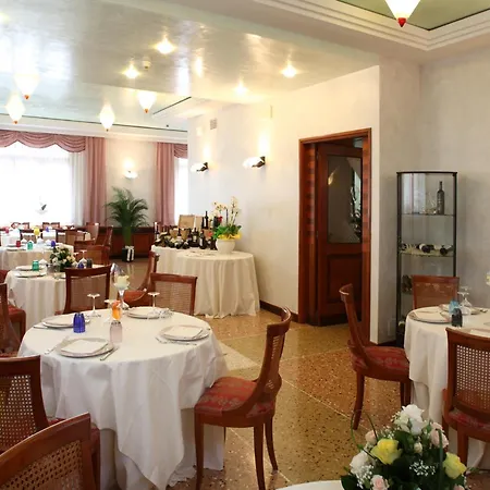 Hotel Cima 3*