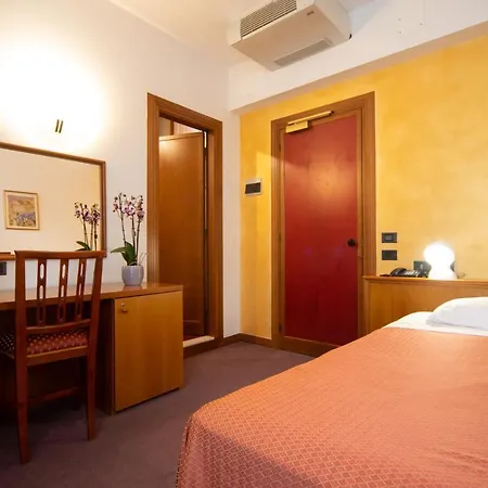 Szálloda Cima 3*